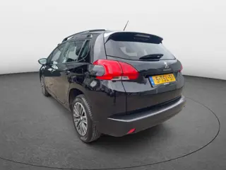Foto 19 van Peugeot 2008 1.2 VTi NAVI PDC PANO AIRCO CRUISE