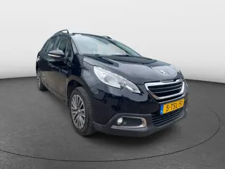 Foto 16 van Peugeot 2008 1.2 VTi NAVI PDC PANO AIRCO CRUISE