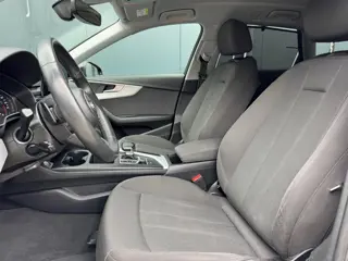 Foto 17 van Audi A4 Avant 35 TFSI * AUTOMAAT * Black Pakket * Navigatiesysteem * Stoelverwarming * 56.000KM! * Z