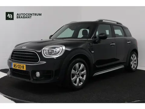 MINI Countryman 1.5 Cooper Salt (STOELVERWARMING, NAVIGATIE, CRUISE CONTROL, PARKEERSENSOREN)