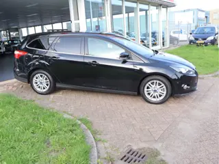 Foto 14 van Ford FOCUS Wagon 1.6 EcoBoost Edition Plus Keurige Auto! Full options!