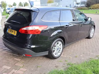 Foto 15 van Ford FOCUS Wagon 1.6 EcoBoost Edition Plus Keurige Auto! Full options!
