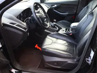 Foto 18 van Ford FOCUS Wagon 1.6 EcoBoost Edition Plus Keurige Auto! Full options!