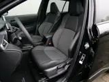 Foto 29 van Toyota Corolla Cross 1.8 High Power Hybrid Style 140 Pk Automaat Navigatie / DAB / Leer / Pano-dak /