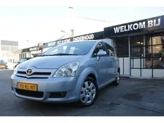 Foto 11 van Toyota Corolla Verso 1.6 VVT-i Sol / Airco / CruiseControl / Elektrische ramen