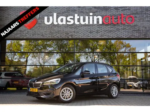 BMW 2 Serie Active Tourer 218i High Executive , Trekhaak, Navigatie, Stoelverwarming,