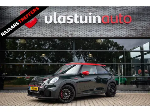 MINI 3-deurs 2.0 John Cooper Works 231PK , Facelift, Track Pack, Panoramadak, Leder, Harman/Kardon,