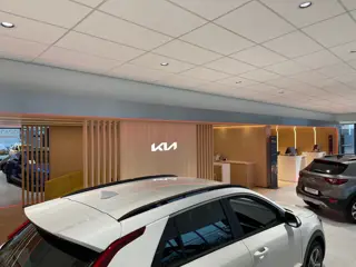 Foto 14 van Kia Niro 1.6 GDi Hybrid DynamicLine - Apple CarPlay/Android Auto - Climate Control - Navigatie - Cru
