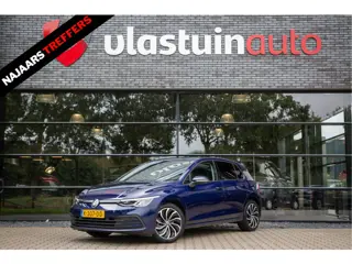 Volkswagen Golf 1.5 TSI Life , Adap. Cruise, Sfeerverlichting, Navigatie, PDC