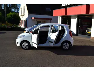 Foto 18 van Hyundai i10 1.1 i-Drive Cool, 5 Drs, Airco, NL-auto, 1e eigenaar ! 12.700 km ! Uniek !