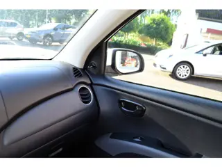 Foto 14 van Hyundai i10 1.1 i-Drive Cool, 5 Drs, Airco, NL-auto, 1e eigenaar ! 12.700 km ! Uniek !