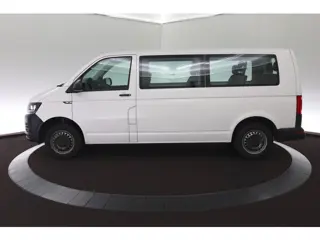 Foto 20 van Volkswagen Transporter Kombi 2.0 TDI L2H1 9P -Motor defect-