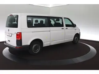 Foto 17 van Volkswagen Transporter Kombi 2.0 TDI L2H1 9P -Motor defect-