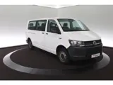 Foto 25 van Volkswagen Transporter Kombi 2.0 TDI L2H1 9P -Motor defect-