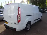 Foto 25 van Ford Transit Custom 300 2.0 TDCI L2H1 Trend AUTOMAAT 3 ZITTER GROOT SCHERM