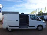 Foto 27 van Ford Transit Custom 300 2.0 TDCI L2H1 Trend AUTOMAAT 3 ZITTER GROOT SCHERM