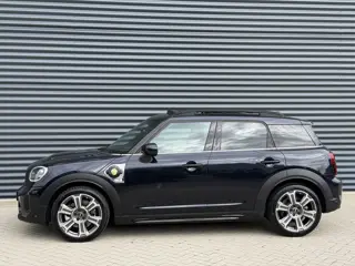 Foto 18 van MINI Countryman 1.5 Cooper SE ALL4 Leder/Pano/Camera/H&K