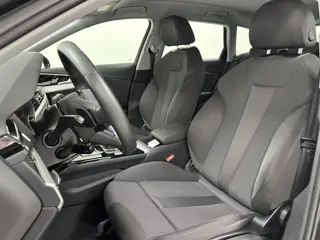 Foto 17 van Audi A4 Avant 35 TFSI Advanced Edition ALL-SEASON BANDEN | APPLE CARPLAY/ANDROID AUTO | PARKEERSENSO