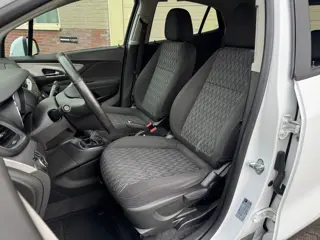 Foto 15 van Opel Mokka 1.6 Edition Stoel/-stuurverw.|Parksensor V+A|APK 09-2027