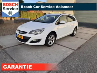 Opel Astra Sports Tourer 1.4 Turbo Anniversary Edition / Lm Velgen / Jaar Apk / Navi  / Trekhaak /