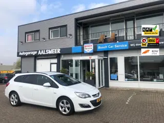 Foto 20 van Opel Astra Sports Tourer 1.4 Turbo Anniversary Edition / Lm Velgen / Jaar Apk / Navi  / Trekhaak /