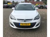 Foto 22 van Opel Astra Sports Tourer 1.4 Turbo Anniversary Edition / Lm Velgen / Jaar Apk / Navi  / Trekhaak /