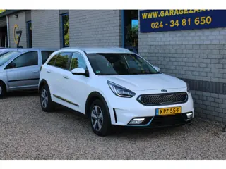 Foto 19 van Kia Niro 1.6 GDi PHEV DynamicLine Trekhaak Clima Navi Stoel- stuurverwarming