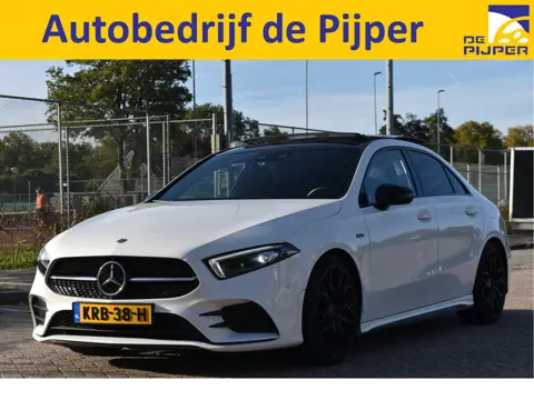 Mercedes-Benz A-Klasse 250 e Business Solution AMG Limited 218 pk | Zéér vol | 360 gr.camera | Massa