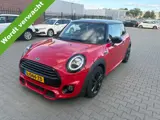 Foto 11 van MINI 3-deurs 1.5 Cooper John Cooper Works Dalston Panoramadak Harman-Kardon Sound Keyless Entry Acht