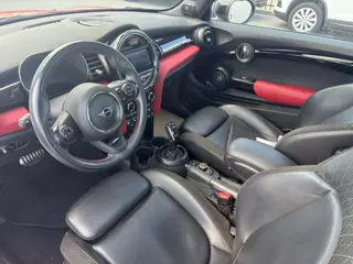 Foto 10 van MINI 3-deurs 1.5 Cooper John Cooper Works Dalston Panoramadak Harman-Kardon Sound Keyless Entry Acht