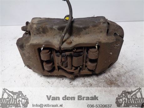 Volkswagen Touareg 5.0 V10 TDi 2003-2010 Remklauw rechts achter