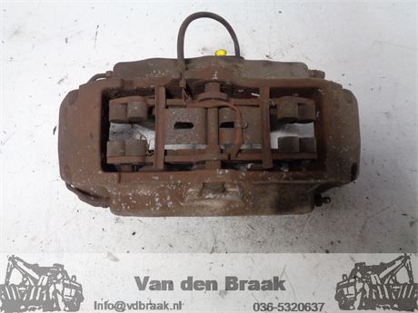 Volkswagen Touareg 5.0 V10 TDi 2003-2010 Remklauw links voor