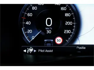 Foto 17 van Volvo XC40 1.5 T4 Recharge 155kW/211pk DCT7 Inscription PANORAMADAK + EL.TREKHAAK + ADAPT.CRUISE + P