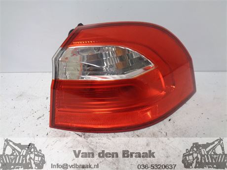 Kia Rio III 5 drs Hatchback 2011-2017 Achterlicht rechts buitenzijde