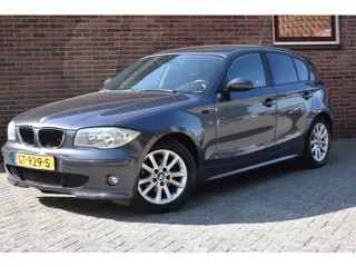 BMW 1-serie 116i High Executive '05 Motor loopt rauw