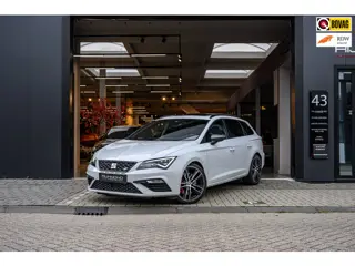 Seat Leon ST 2.0 TSI CUPRA 300 4DRIVE Panoramadak |Camera|Lane-Assist|Acc|Dealer Onderhouden