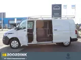 Foto 29 van Volkswagen TRANSPORTER L2 150 pk Linker schuifdeur - GVW 3000, imperiaal, trekhaak, betimmering, 3 z