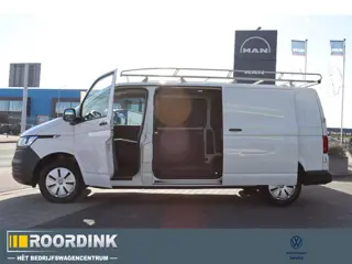 Foto 18 van Volkswagen TRANSPORTER L2 150 pk Linker schuifdeur - GVW 3000, imperiaal, trekhaak, betimmering, 3 z