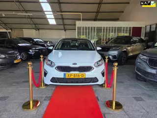 Kia Ceed 1.0 GT-Line Most Exclusive Color White! 2019!