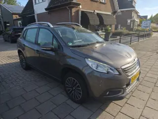 Foto 20 van Peugeot 2008 1.2 PureTech Active (bj 2014)