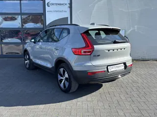 Foto 11 van Volvo XC40 1.5 T4 Plug-in hybrid Plus Dark | Zwenkbare trekhaak | Adaptieve cruise | Harman Kardon |