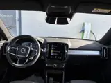 Foto 24 van Volvo XC40 1.5 T4 Plug-in hybrid Plus Dark | Zwenkbare trekhaak | Adaptieve cruise | Harman Kardon |