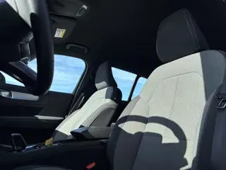 Foto 16 van Volvo XC40 1.5 T4 Plug-in hybrid Plus Dark | Zwenkbare trekhaak | Adaptieve cruise | Harman Kardon |