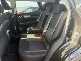 Foto 14 van Nissan Qashqai 1.3 DIG-T Tekna | 2019 | Benzine | Automaat | MOTOR DEFECT
