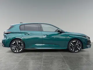 Foto 16 van Peugeot 308 1.2 Hybrid 145pk e-DCS6 GT | STOELMASSAGE | 360° CAMERA | NAVI | APPLE CARPLAY / ANDROID