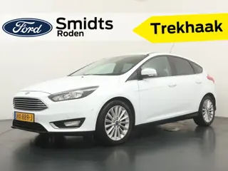 Ford Focus 125PK Titanium Edition 5DRS | Trekhaak | Privacy glass | 17-inch | All seasonsbanden |