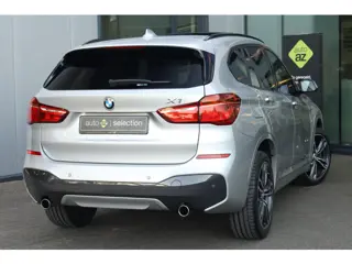 Foto 19 van BMW X1 sDrive20i M Sport / Head-up / Pano