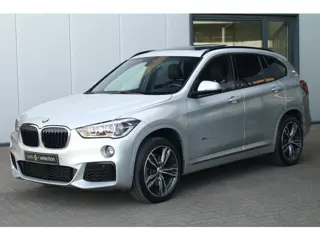 Foto 15 van BMW X1 sDrive20i M Sport / Head-up / Pano