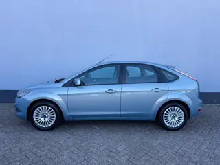 Foto 11 van Ford Focus 1.8 Limited - Lederen Interieur - Trekhaak