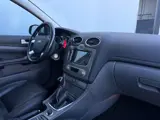 Foto 30 van Ford Focus 1.8 Limited - Lederen Interieur - Trekhaak